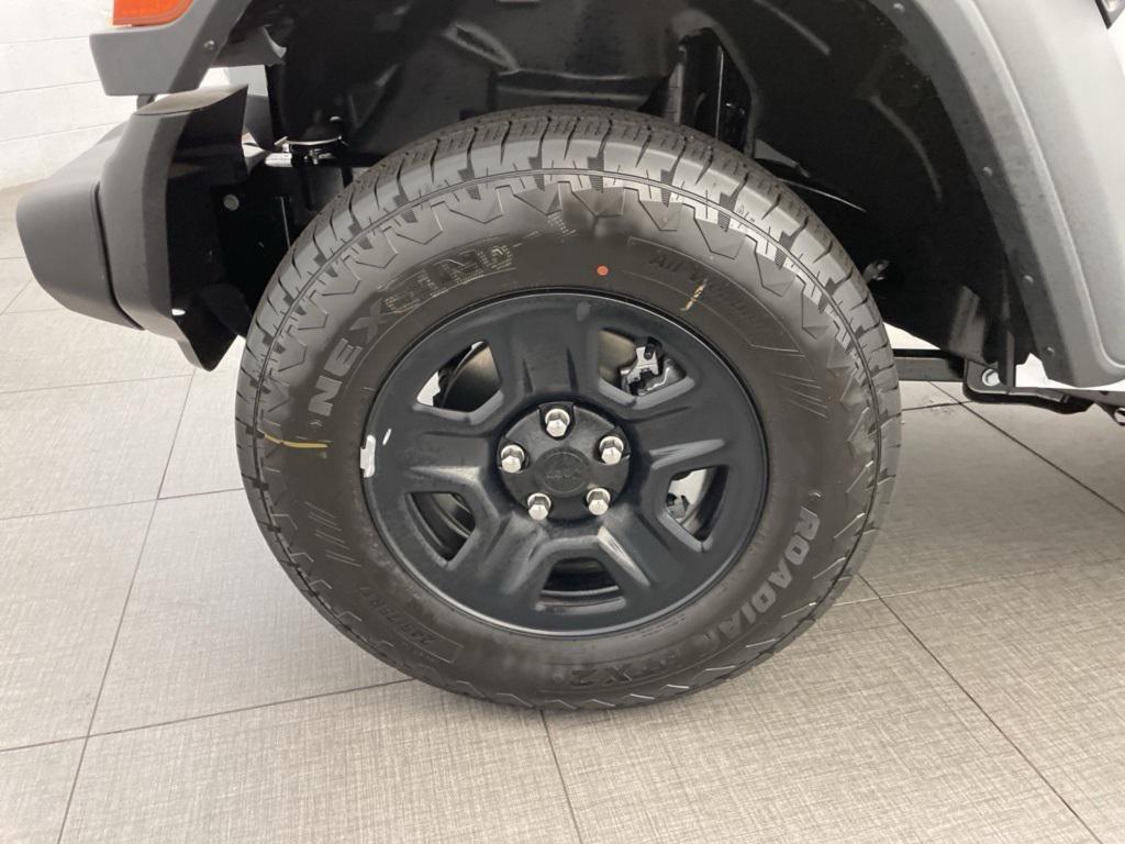 new 2025 Jeep Wrangler car, priced at $29,296