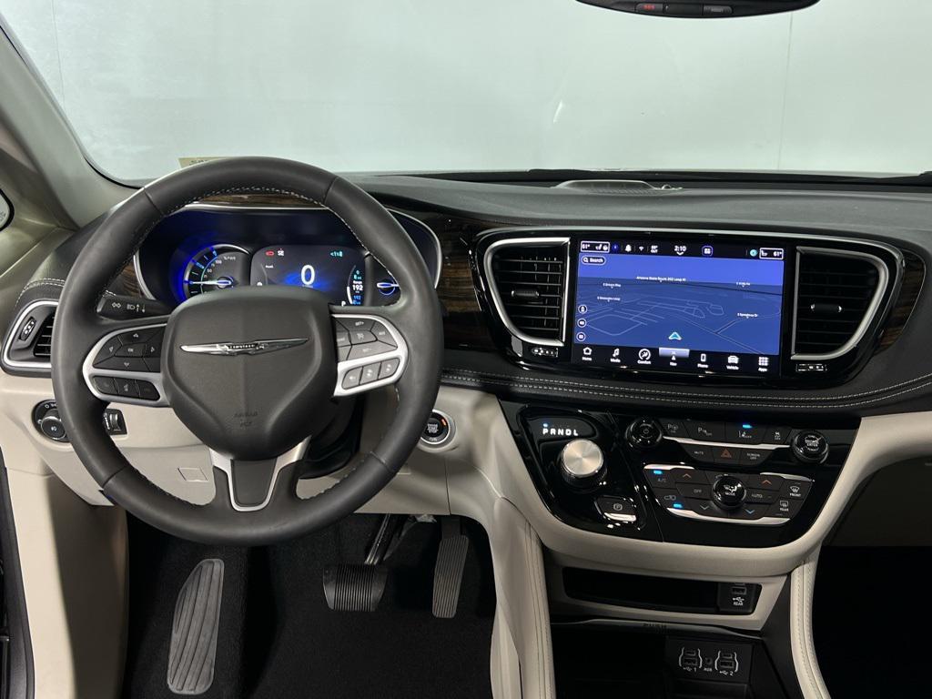 used 2023 Chrysler Pacifica Hybrid car, priced at $36,573