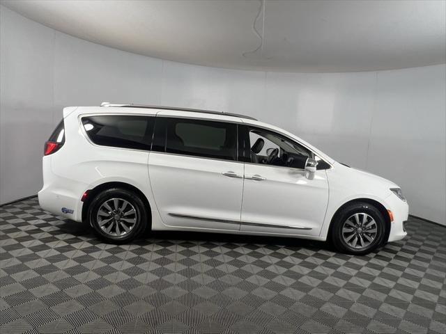 used 2020 Chrysler Pacifica Hybrid car, priced at $26,075