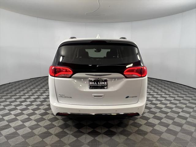 used 2020 Chrysler Pacifica Hybrid car, priced at $26,075