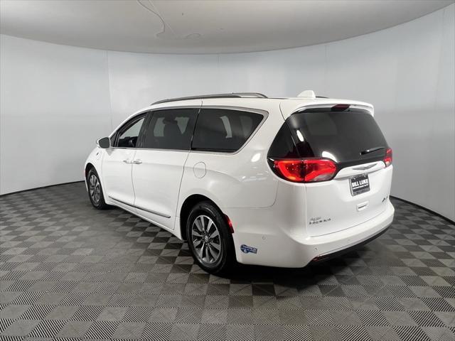 used 2020 Chrysler Pacifica Hybrid car, priced at $26,075