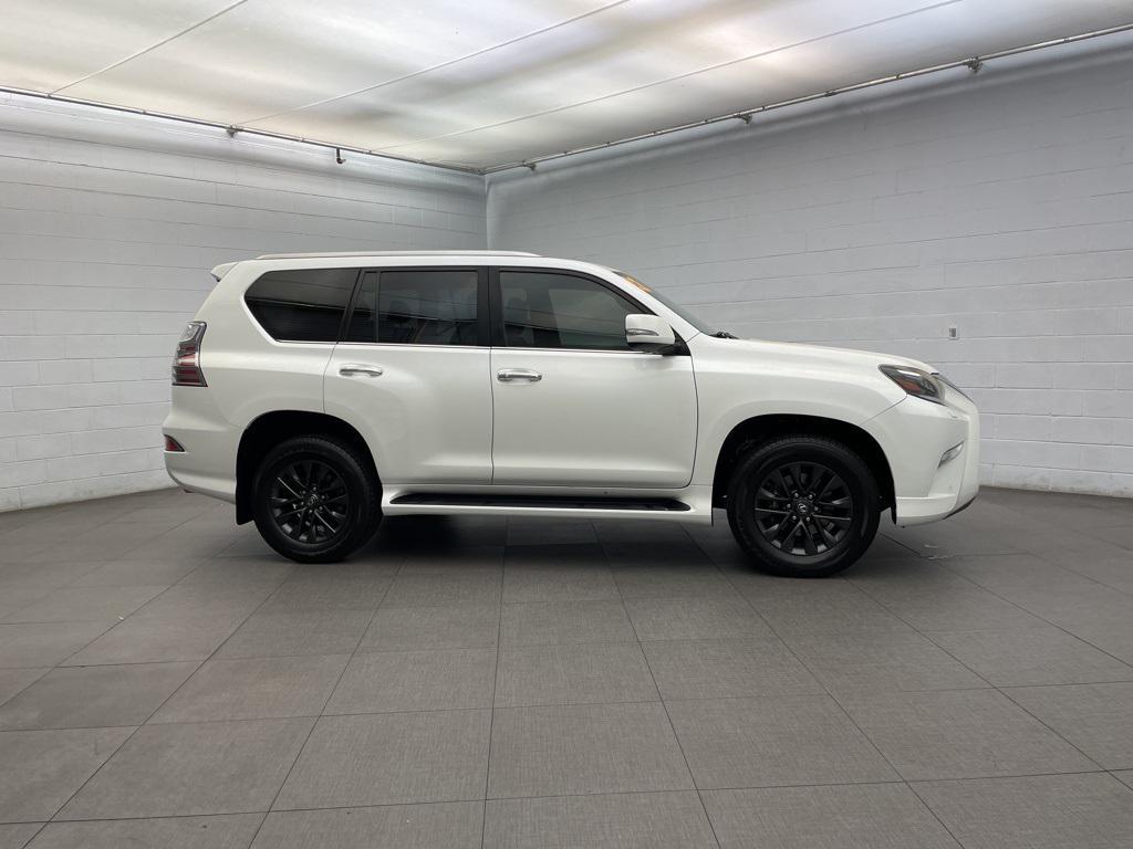 used 2022 Lexus GX 460 car, priced at $47,373