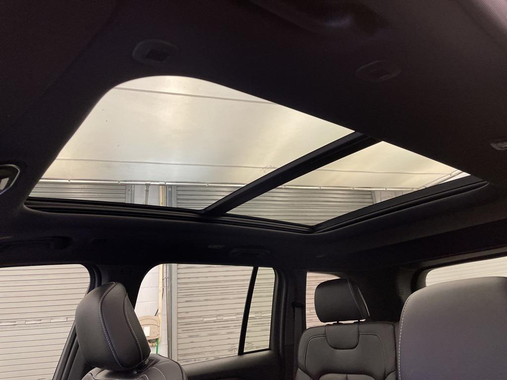 new 2025 Jeep Grand Cherokee car, priced at $42,817