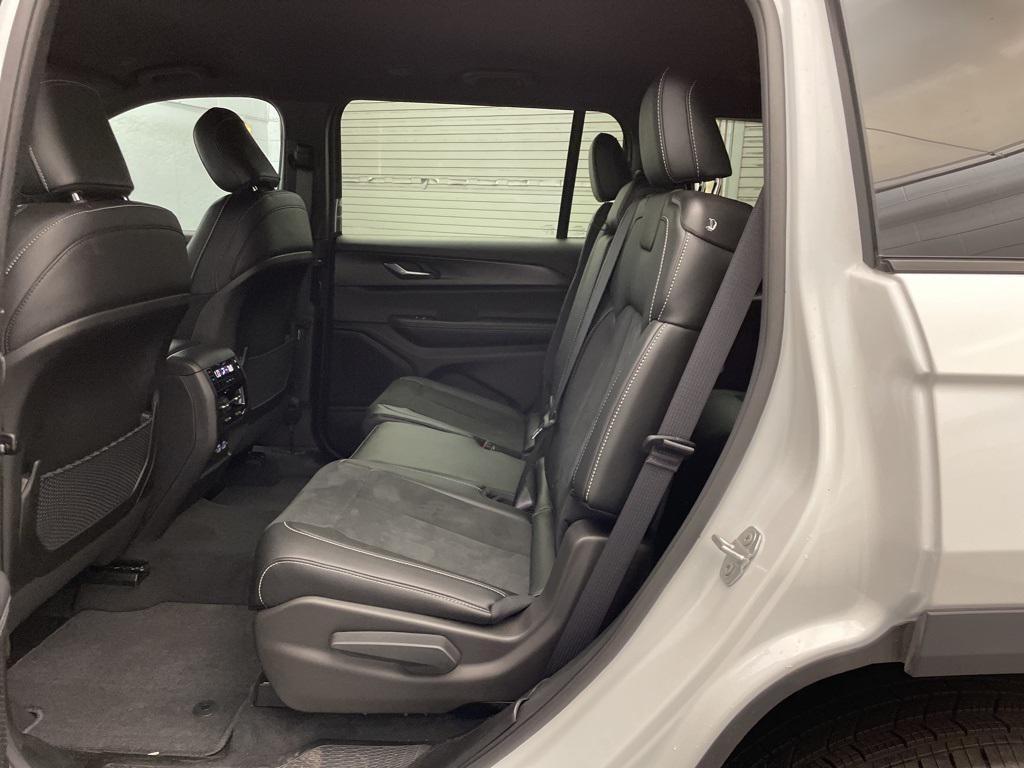 new 2025 Jeep Grand Cherokee L car, priced at $37,973