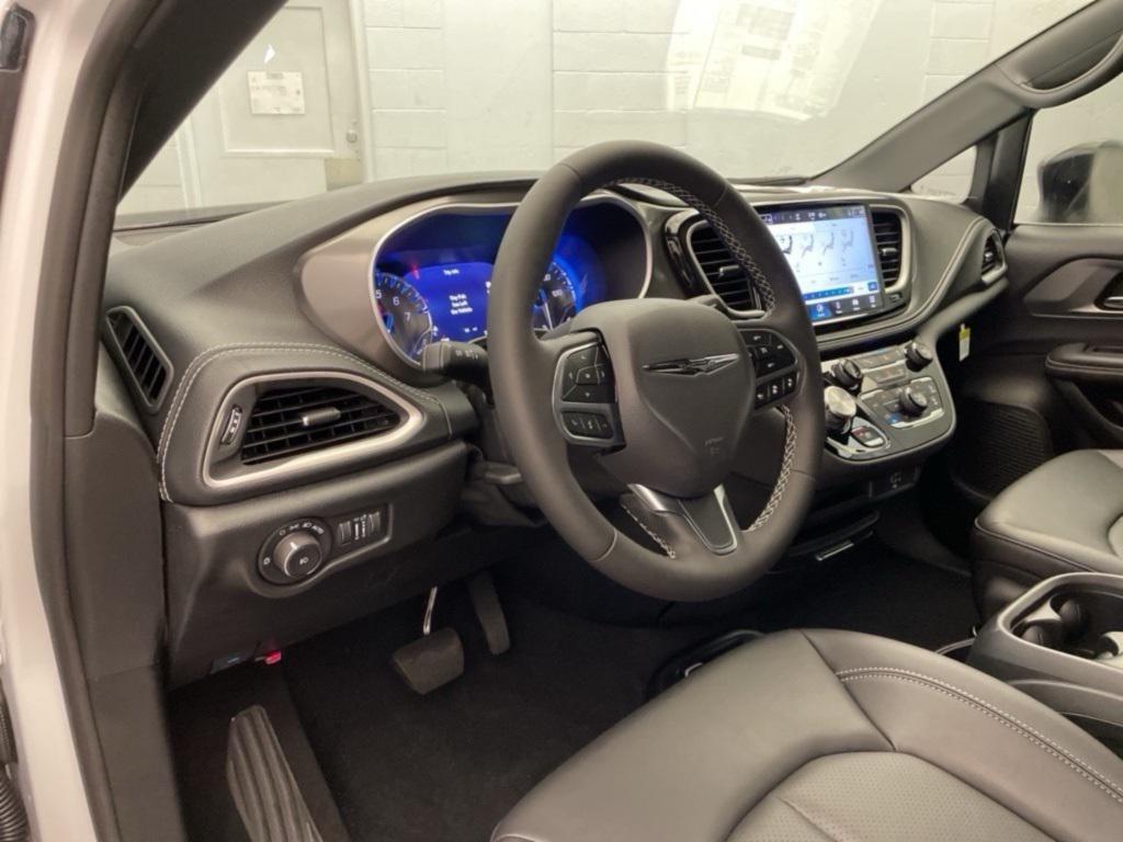 new 2026 Chrysler Pacifica car, priced at $40,569