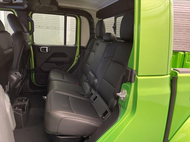 new 2025 Jeep Gladiator car, priced at $43,358