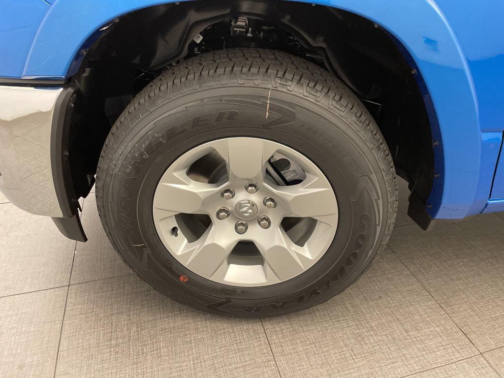 new 2025 Ram 1500 car, priced at $41,428