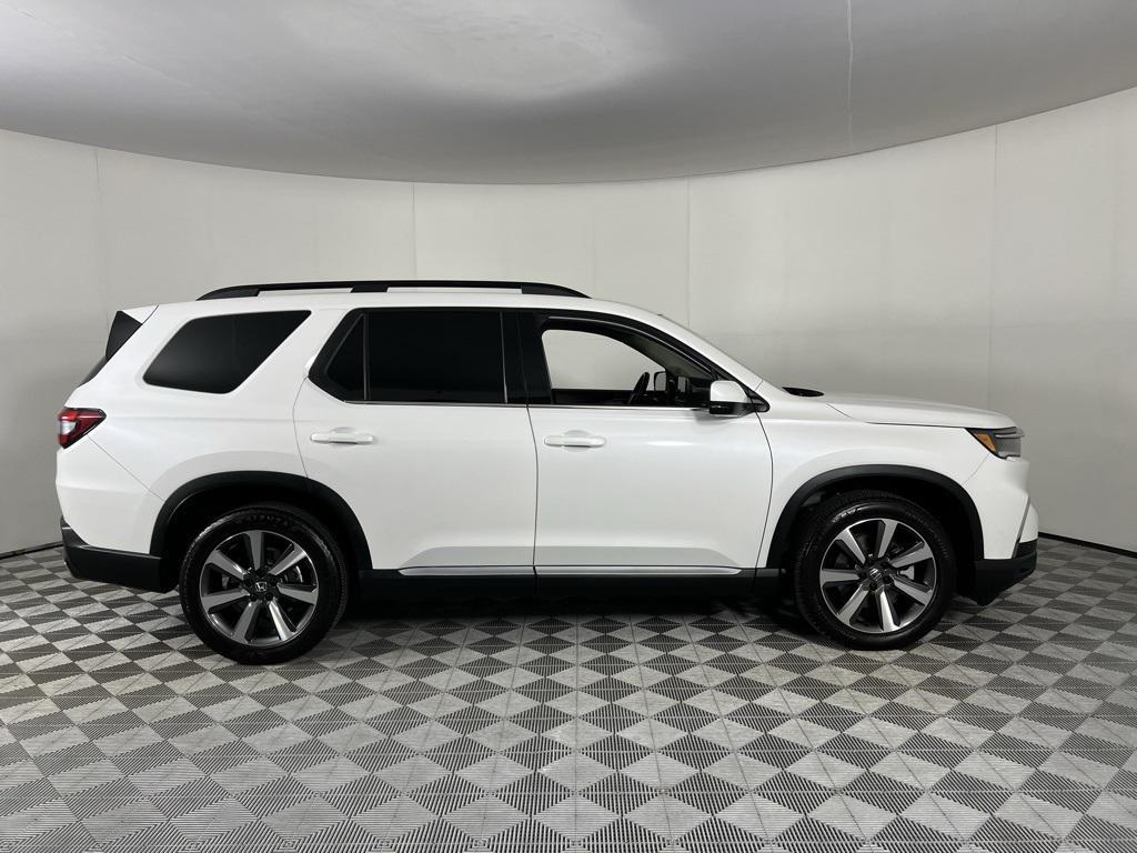 used 2024 Honda Pilot car, priced at $41,973