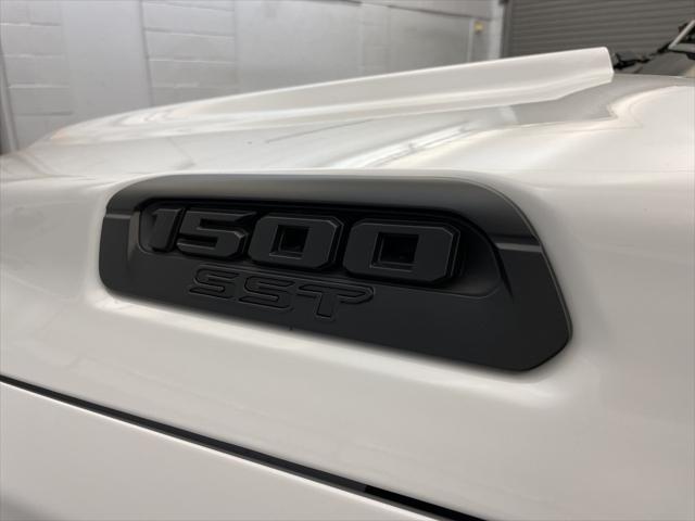 new 2025 Ram 1500 car, priced at $47,072