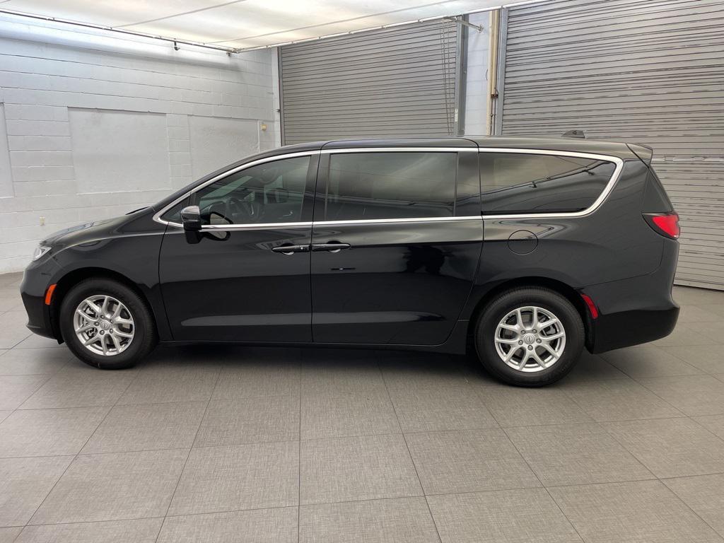new 2026 Chrysler Pacifica car, priced at $38,544