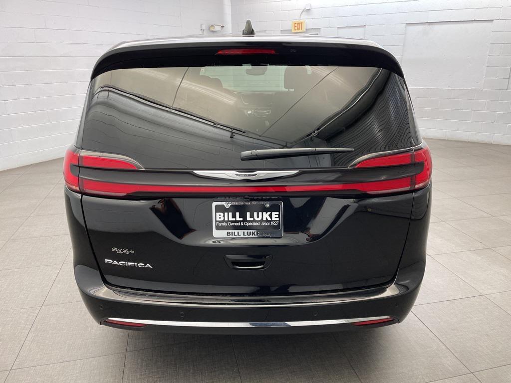 new 2026 Chrysler Pacifica car, priced at $38,544