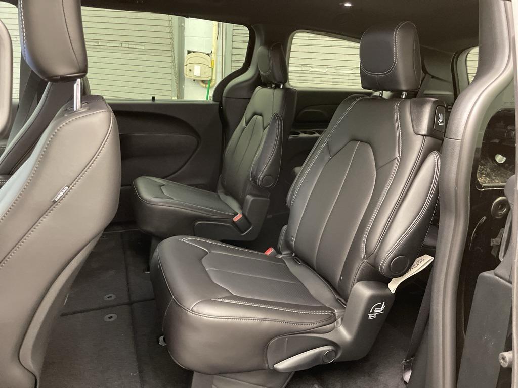 new 2026 Chrysler Pacifica car, priced at $38,544