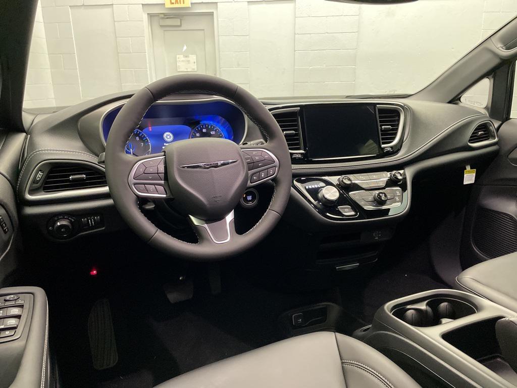 new 2026 Chrysler Pacifica car, priced at $38,544