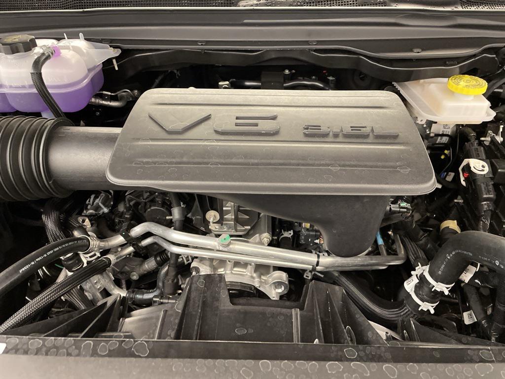new 2025 Ram 1500 car, priced at $43,960