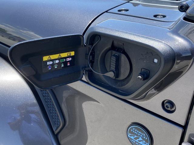 used 2021 Jeep Wrangler Unlimited car, priced at $38,273