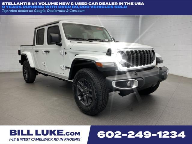 new 2024 Jeep Gladiator car, priced at $50,338