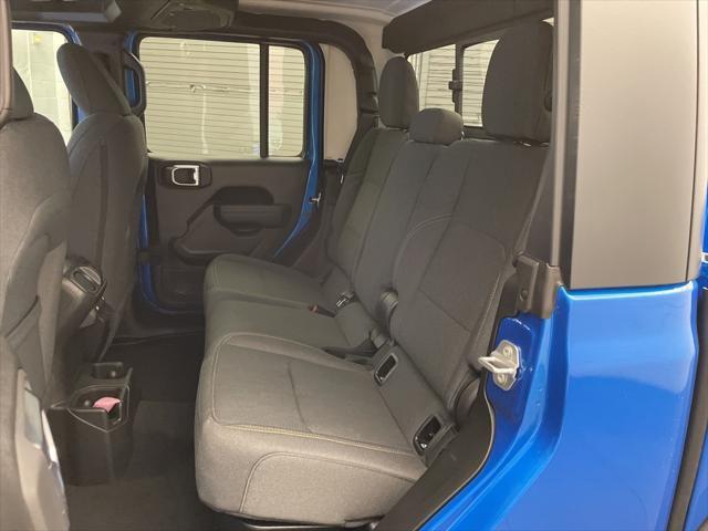 new 2025 Jeep Gladiator car, priced at $36,074