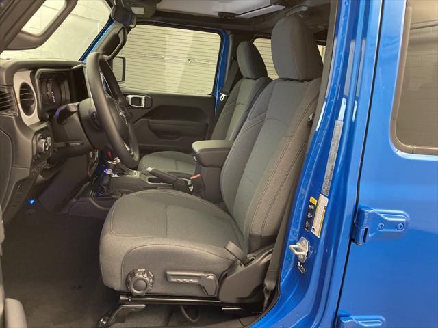 new 2025 Jeep Gladiator car, priced at $36,074