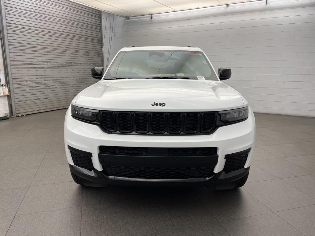 new 2025 Jeep Grand Cherokee L car, priced at $38,579