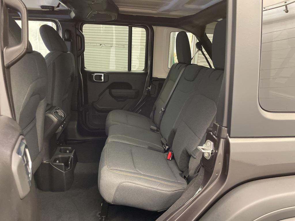 new 2025 Jeep Wrangler car, priced at $47,987