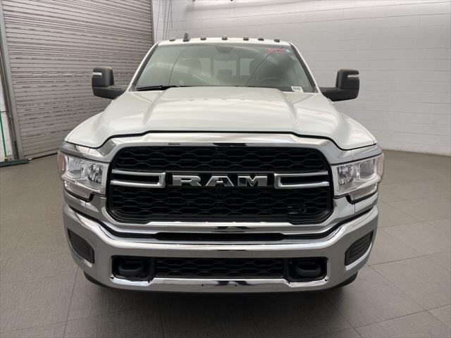 new 2024 Ram 3500 car, priced at $61,760