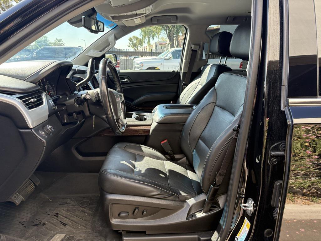 used 2020 GMC Yukon XL car, priced at $28,673