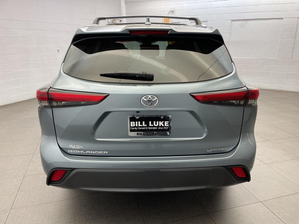 used 2023 Toyota Highlander car, priced at $36,773
