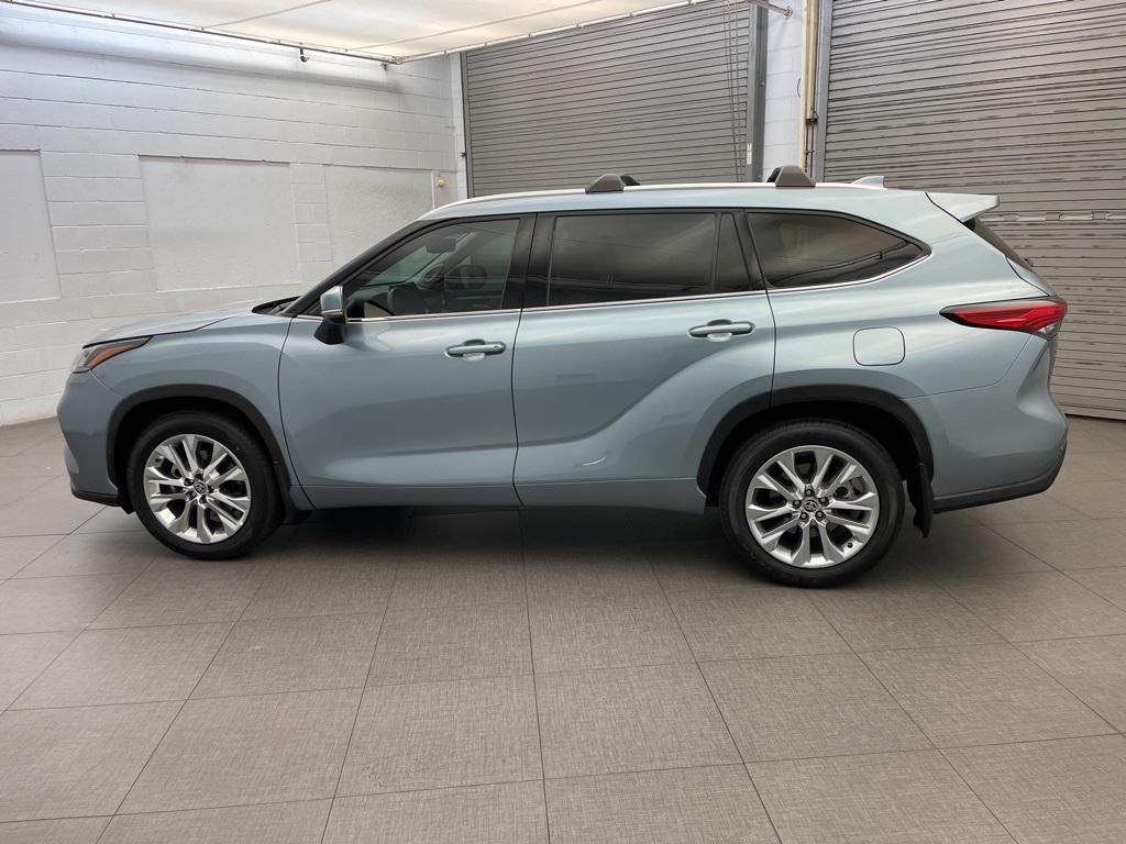 used 2023 Toyota Highlander car, priced at $36,773