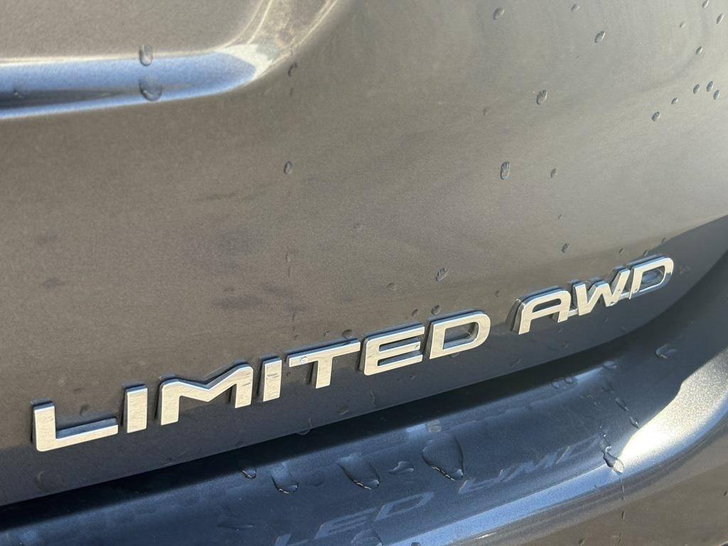 used 2021 Toyota Highlander car, priced at $32,973