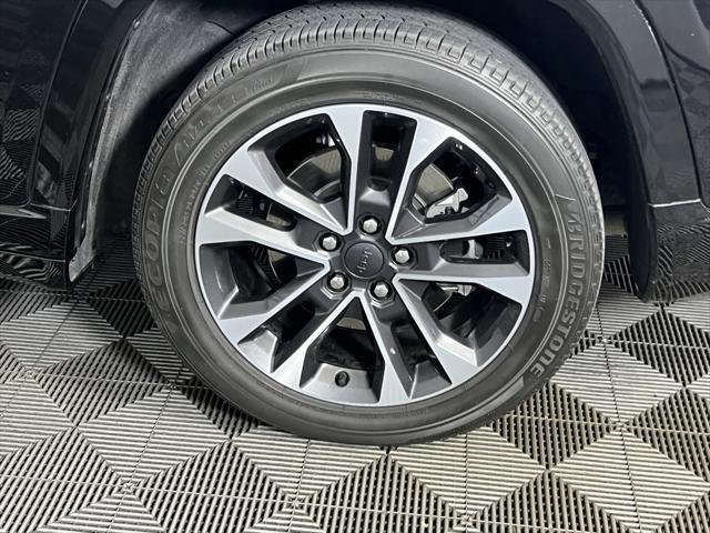 used 2023 Jeep Grand Cherokee L car, priced at $41,573