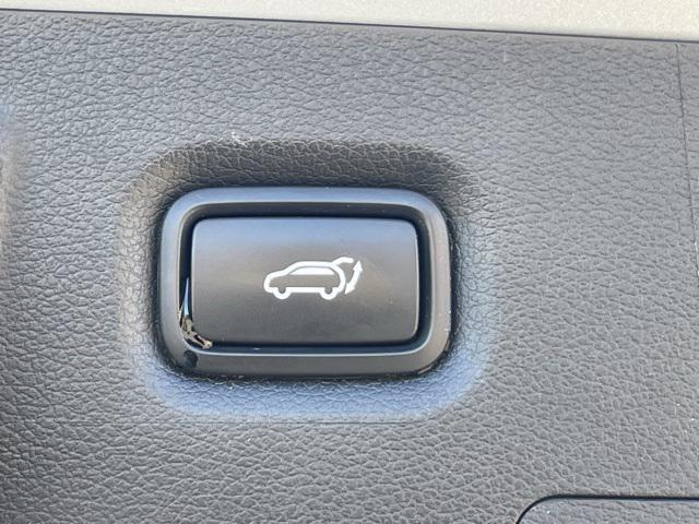 used 2022 Hyundai Santa Fe car, priced at $25,975