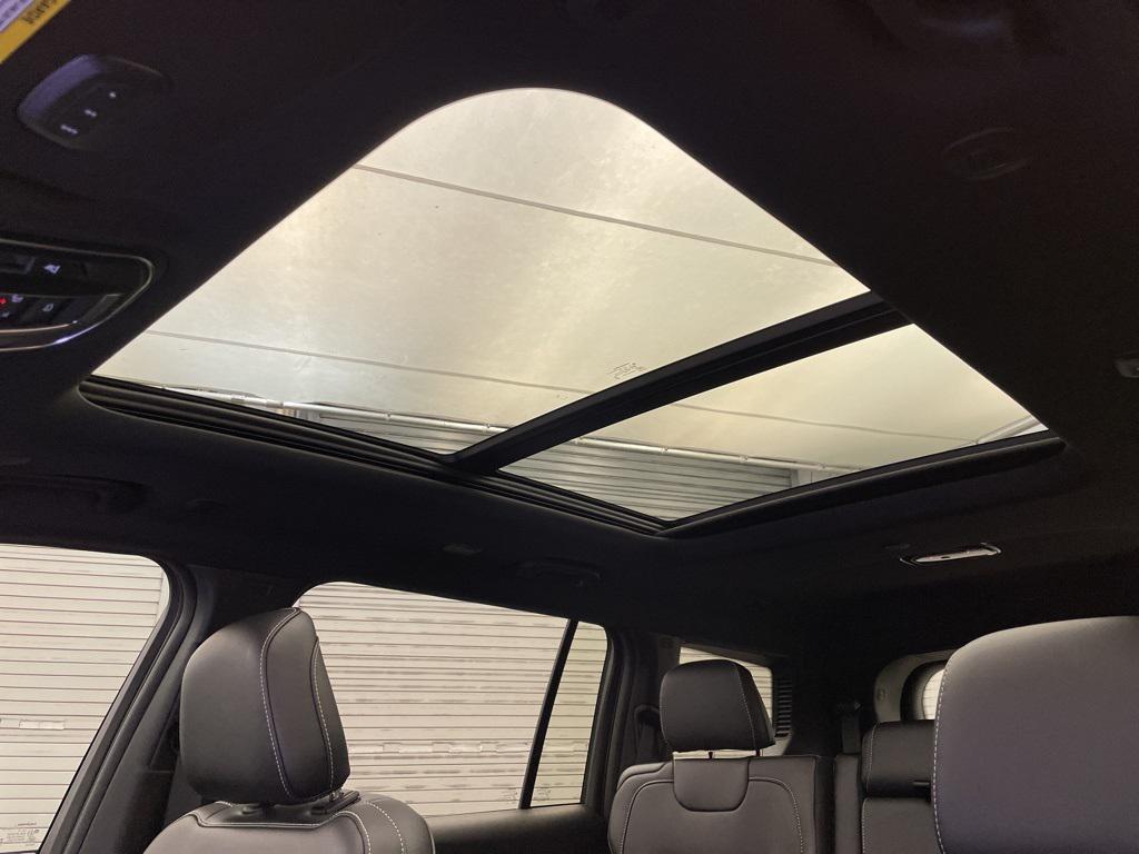 new 2025 Jeep Grand Cherokee L car, priced at $47,901