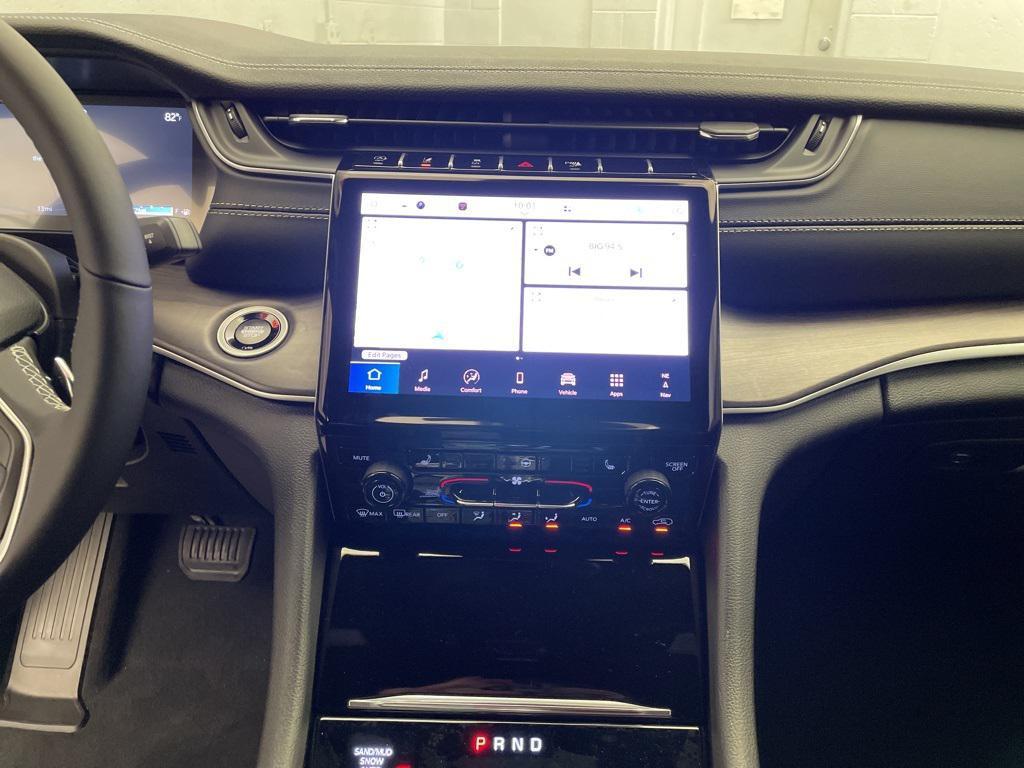 new 2025 Jeep Grand Cherokee L car, priced at $47,901