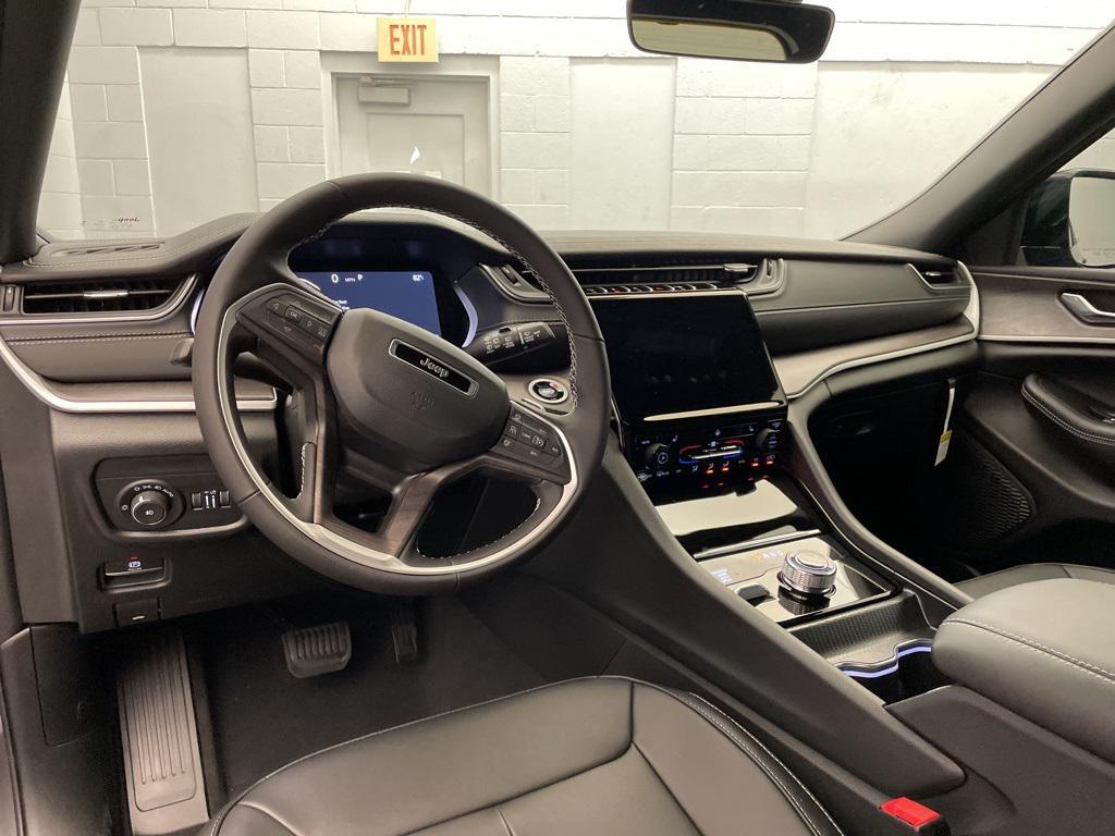 new 2025 Jeep Grand Cherokee L car, priced at $47,901