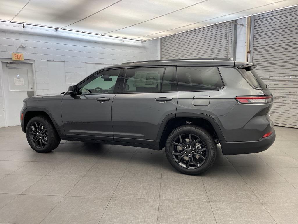 new 2025 Jeep Grand Cherokee L car, priced at $47,901
