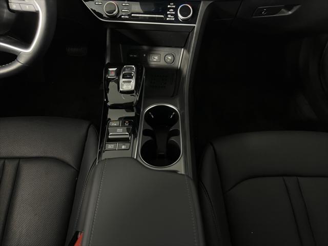 used 2023 Hyundai Sonata Hybrid car, priced at $24,575