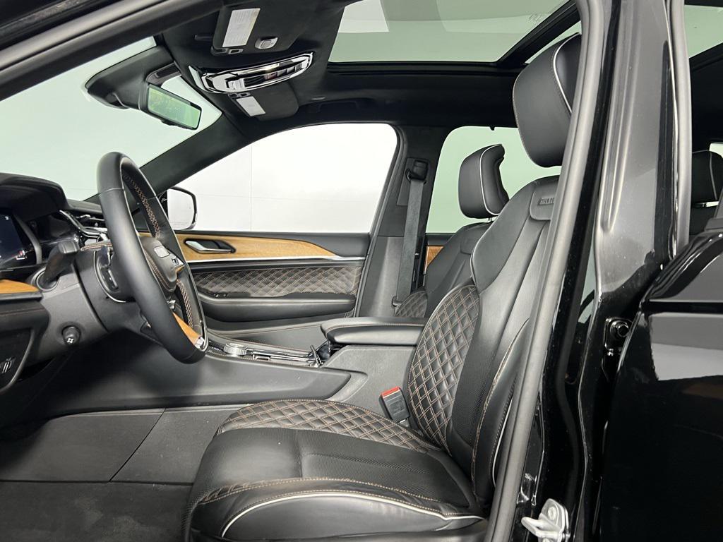 used 2023 Jeep Grand Cherokee L car, priced at $45,573