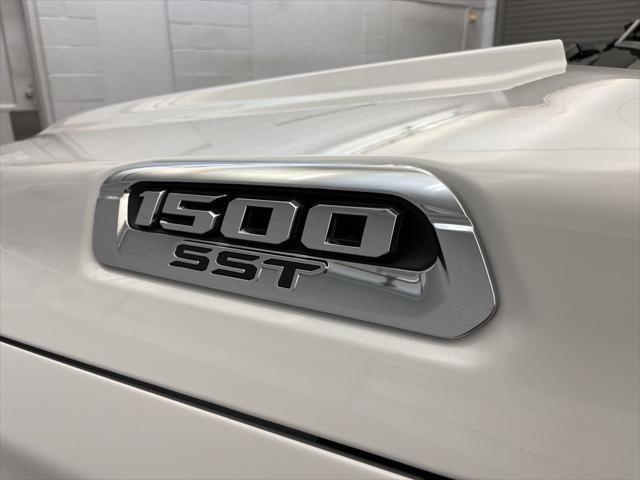new 2025 Ram 1500 car, priced at $39,741