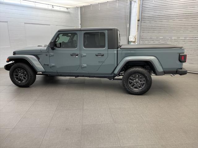 new 2024 Jeep Gladiator car, priced at $51,208