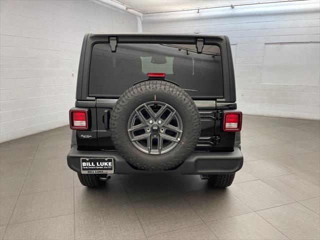 new 2025 Jeep Wrangler car, priced at $35,589