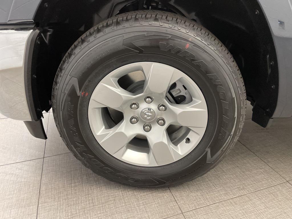 new 2025 Ram 1500 car, priced at $40,502
