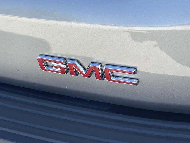 used 2025 GMC Yukon XL car, priced at $81,573