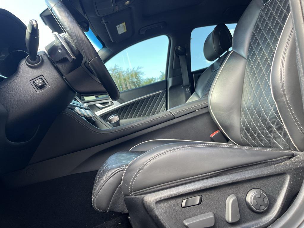 used 2019 Genesis G70 car, priced at $23,973