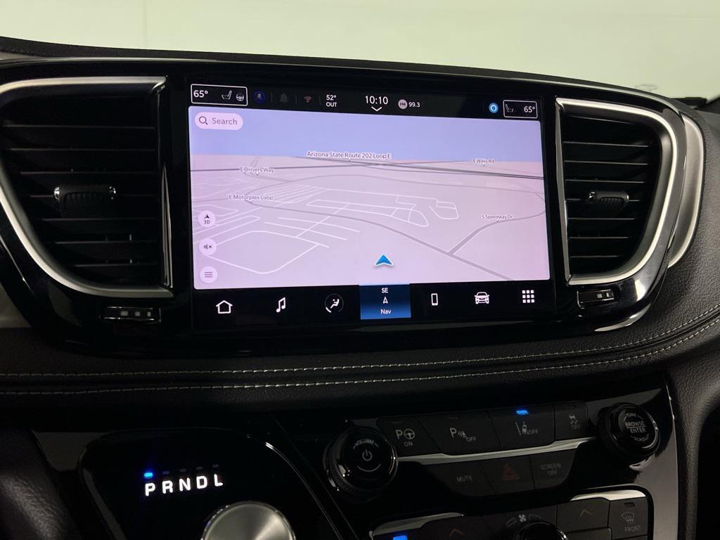 used 2022 Chrysler Pacifica Hybrid car, priced at $33,975