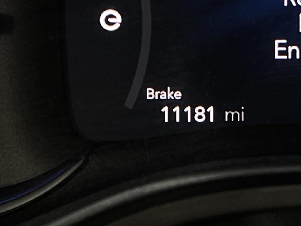 used 2022 Chrysler Pacifica Hybrid car, priced at $33,975