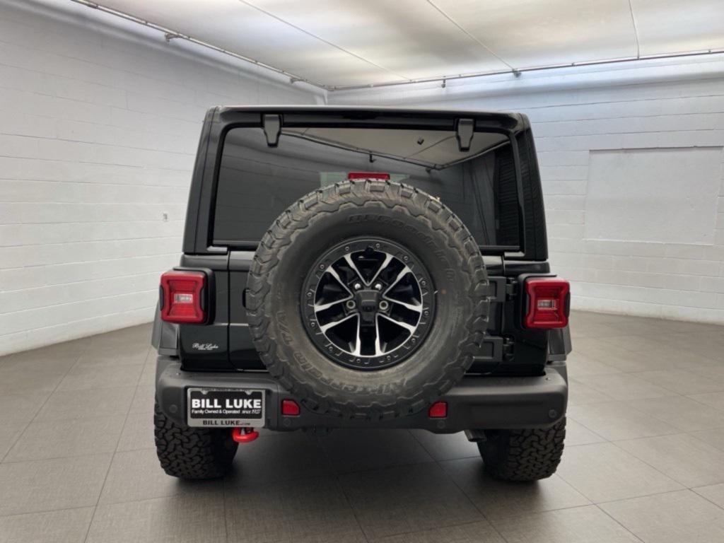 new 2025 Jeep Wrangler car, priced at $61,244