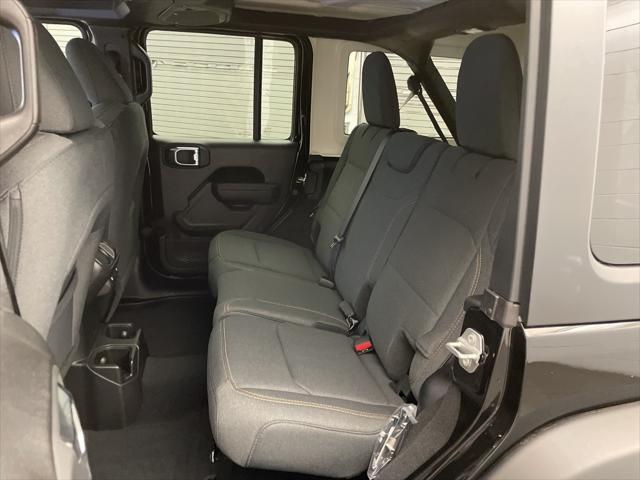 new 2025 Jeep Wrangler car, priced at $39,376