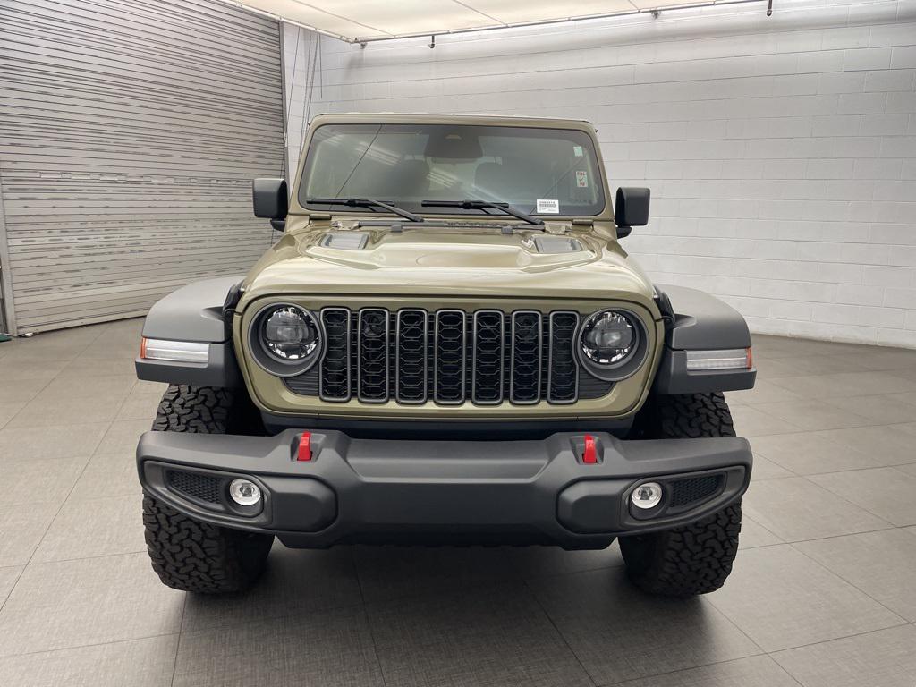 new 2025 Jeep Wrangler car, priced at $48,381