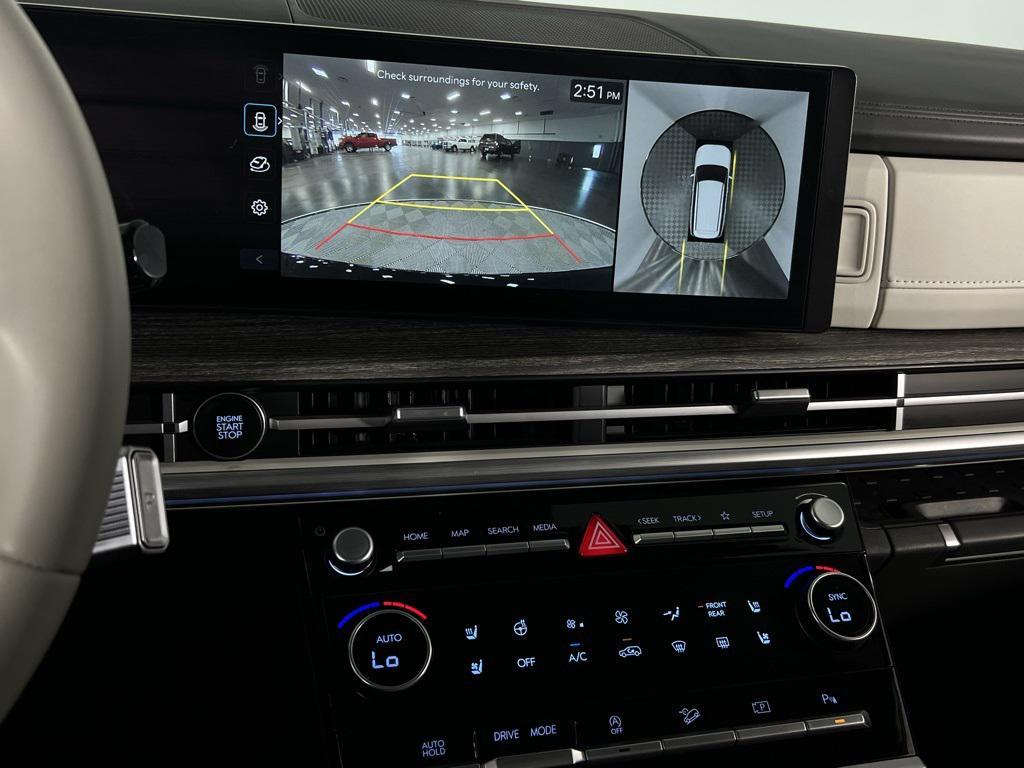 used 2024 Hyundai Santa Fe car, priced at $29,975