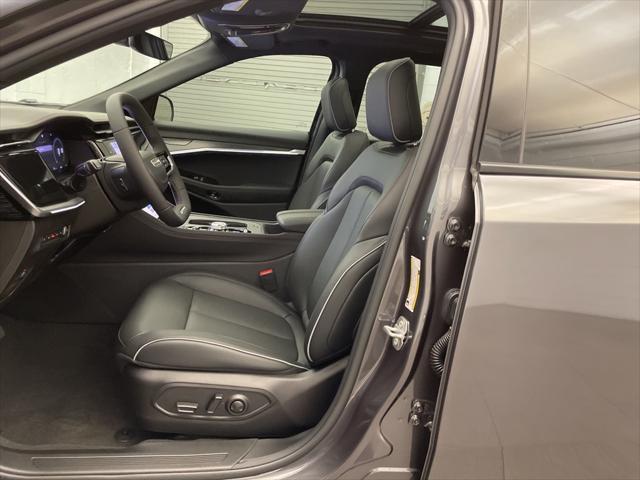 new 2025 Jeep Wagoneer S car, priced at $52,382